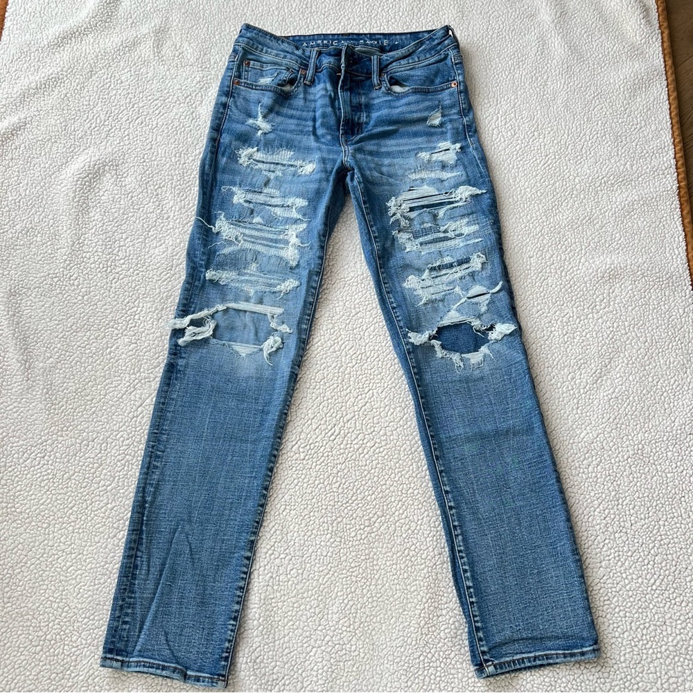 AE Men’s Airflex + Patched Slim Straight Jeans - Picture 4 of 10